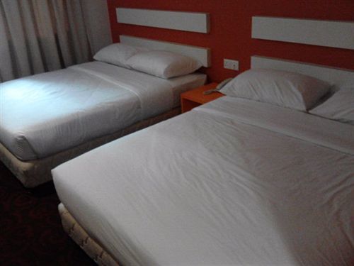 Jj Boutique Hotel Петалинг Джая Екстериор снимка